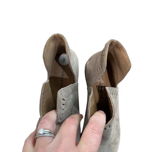 Lucky Brand Bustina Suede Bootie Womens Size 9 Taupe Ankle Cutout Western Fall - Picture 7 of 11
